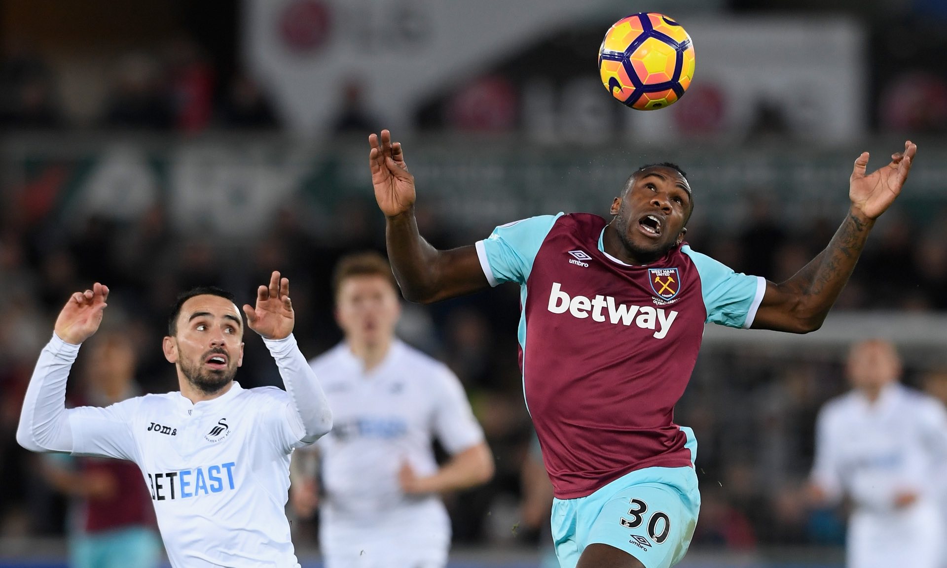 告别赛场但 告别赛场但